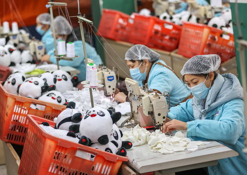 冰墩墩生产复工警示 拒绝黄牛高价倒卖音像制品